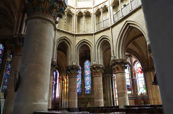 Semur-en-Auxois, Semur, Auxois, Dijon, Duc de Bourgogne, parcours, remparts, cité médiévale, armançon, cité de caractère, village de france, Bourgogne, balade, blog culture