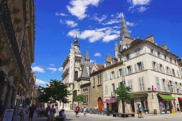 parcours de la chouette, guide du parcours, Dijon, Chouette, balade urbain, Office du Tourisme, découvertes histoire, blog culture