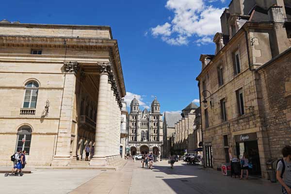 parcours de la chouette, guide du parcours, Dijon, Chouette, balade urbain, Office du Tourisme, découvertes histoire, blog culture