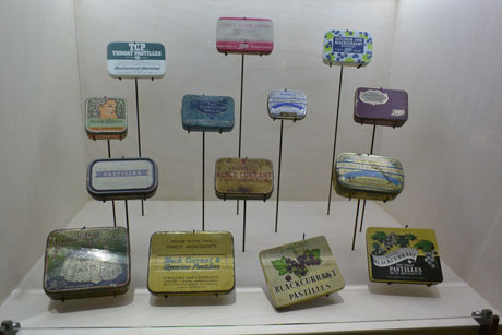 Boites de bonbons, pastilles, le Cassissium, Nuits-St-Georges, Cassis, visite test