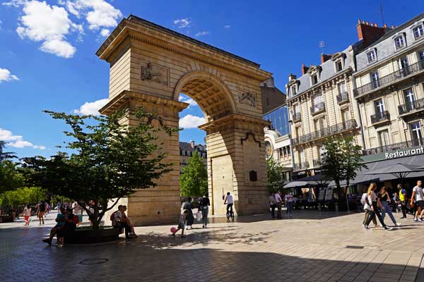 parcours de la chouette, guide du parcours, Dijon, Chouette, balade urbain, Office du Tourisme, découvertes histoire, blog culture